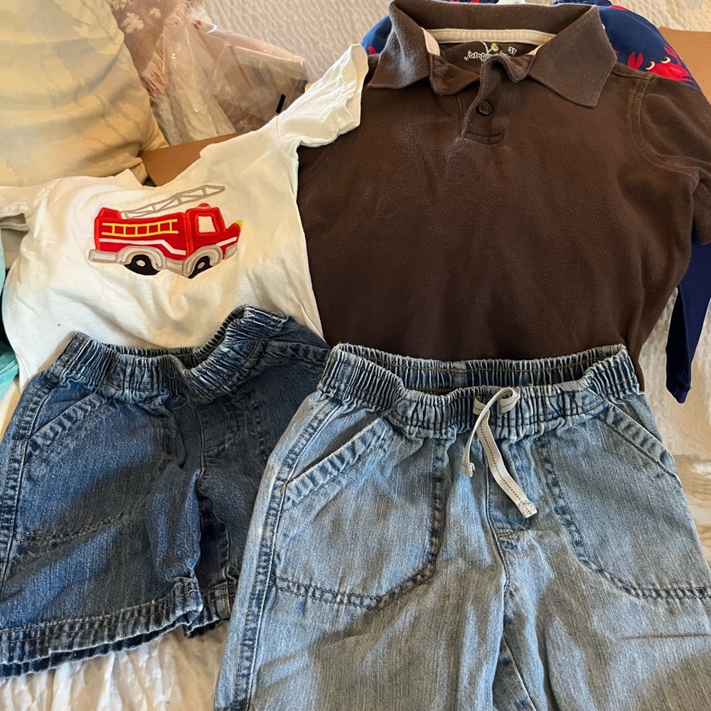 3 t 2 short Jean outfits great shape